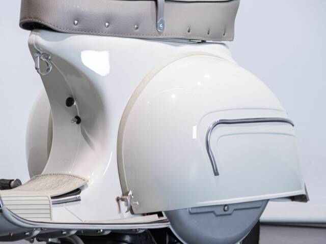 Piaggio Vespa 160 GS