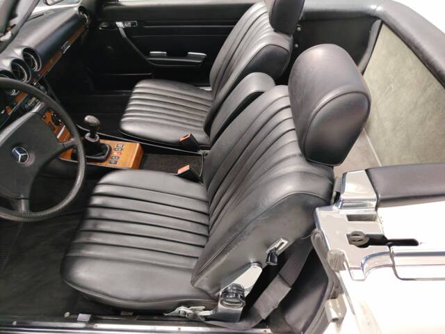 Mercedes-Benz 280 SL