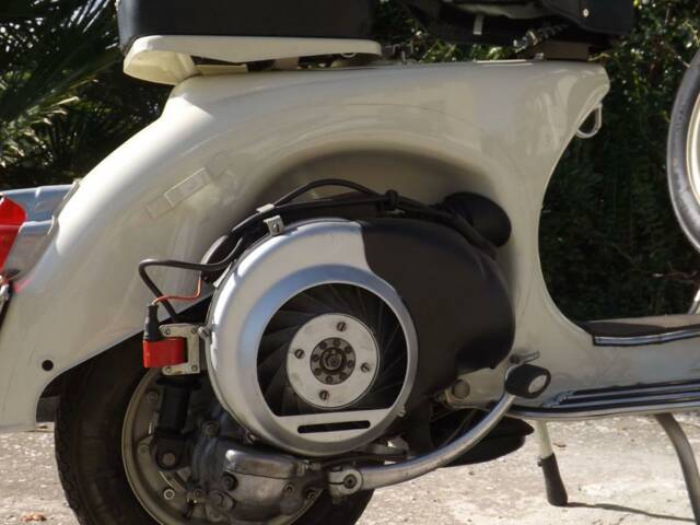 Piaggio Vespa 150 GL