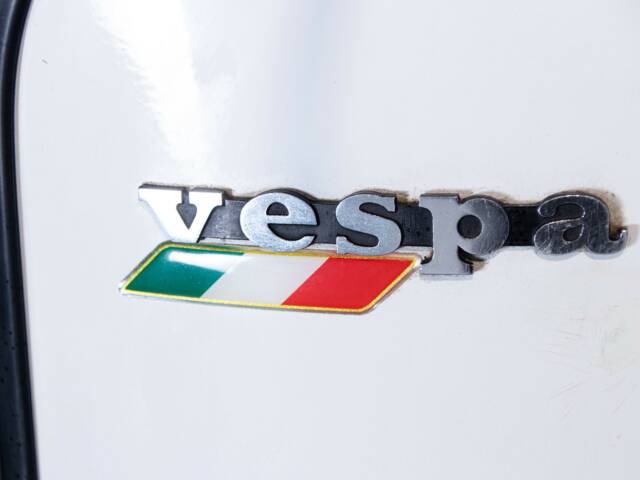 Piaggio Vespa 50 Special