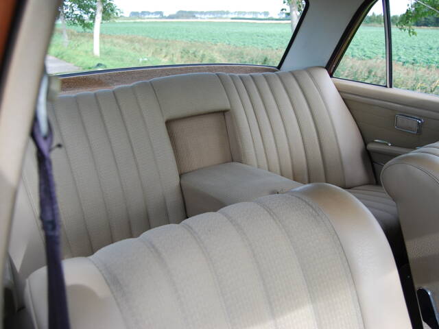 Mercedes-Benz 280 SE
