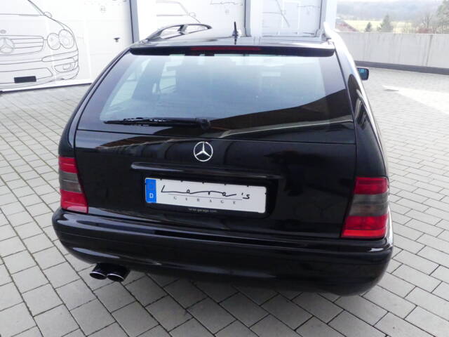 Mercedes-Benz C 43 AMG T