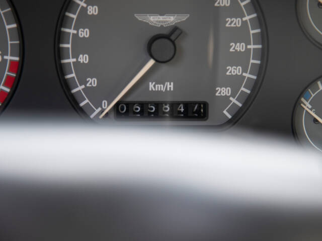 Aston Martin DB 7