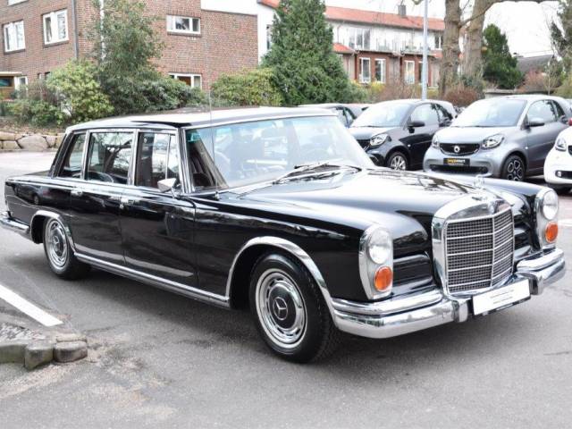 Mercedes-Benz 600