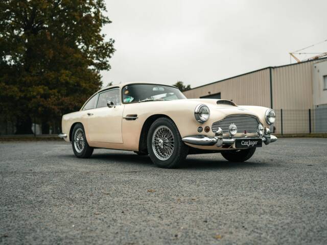 Immagine 1/25 di Aston Martin DB 4 (1961)