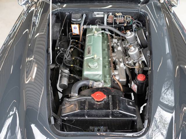 Austin-Healey 100/6 (BN6)