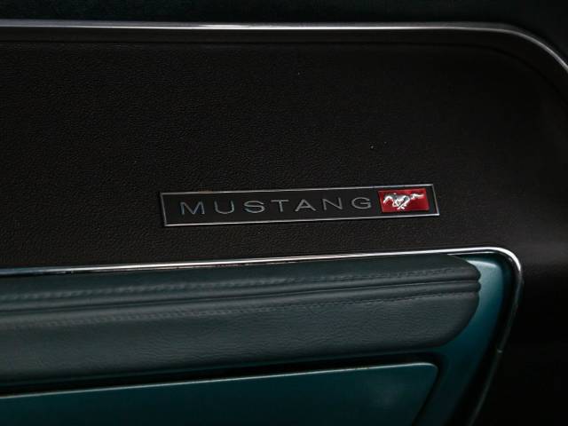Ford Mustang 289