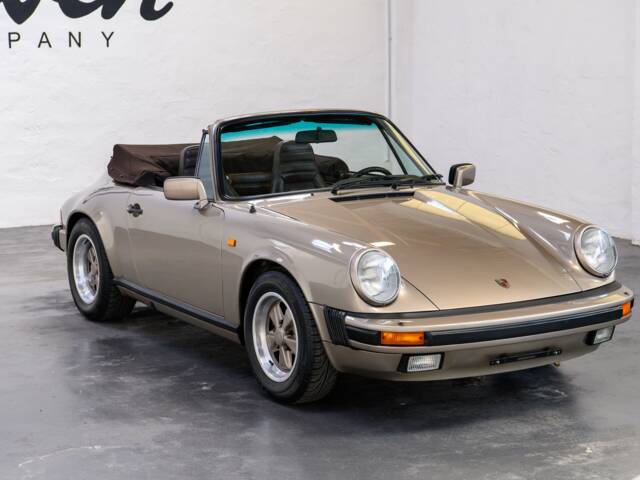 Porsche 911 Carrera 3.2