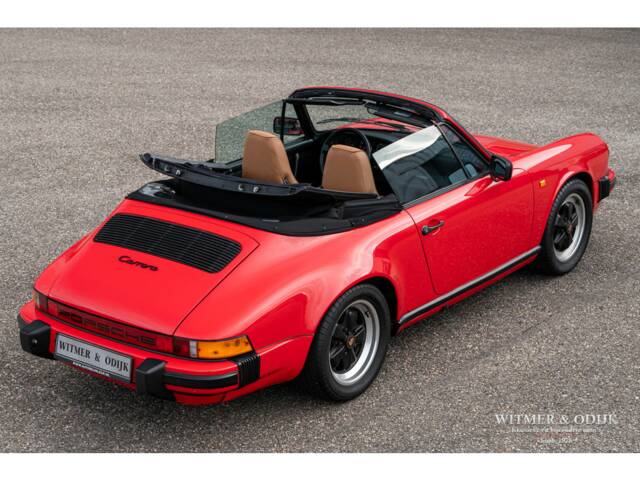 Porsche 911 Carrera 3.2