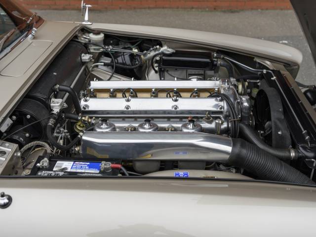 Jaguar Mk X 4.2