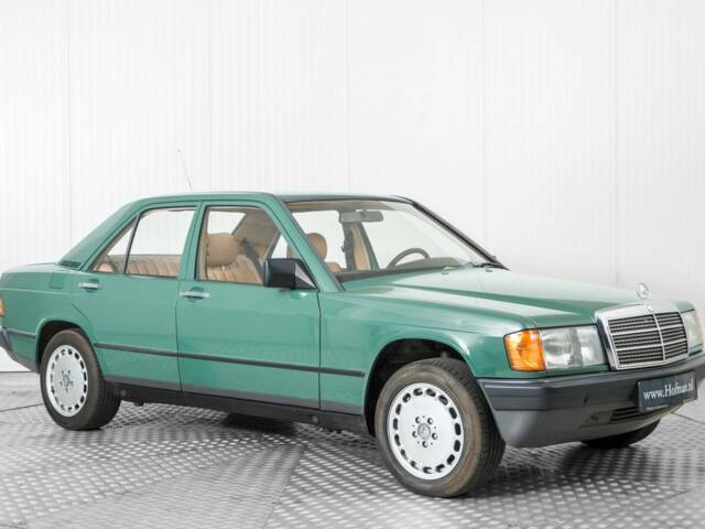 Mercedes-Benz 190 D 2.5