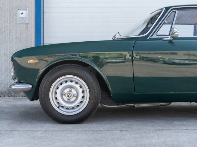 Alfa Romeo Giulia GT 1300 Junior