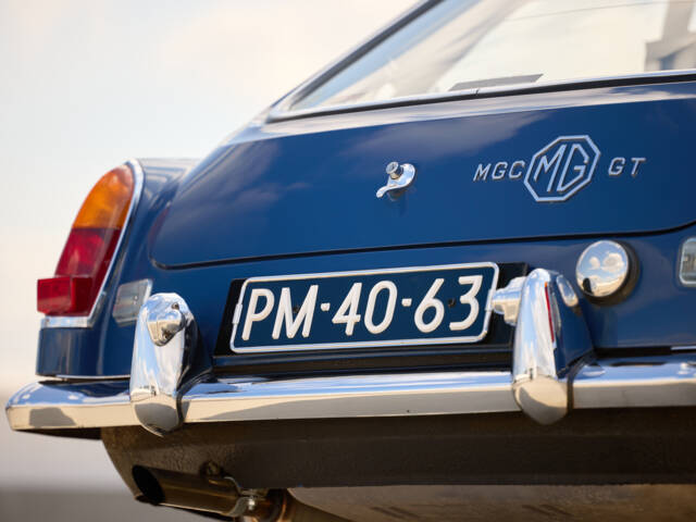 MG MGC GT