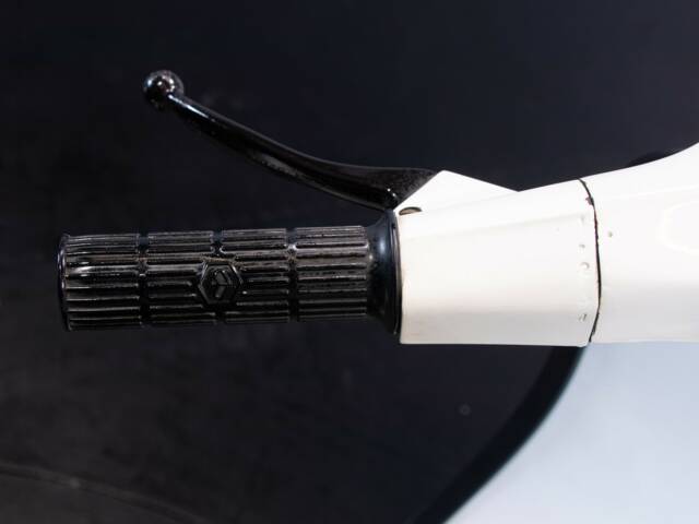 Piaggio Vespa 50 Special