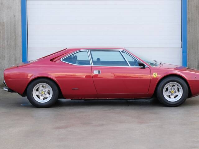 Ferrari Dino 308 GT4
