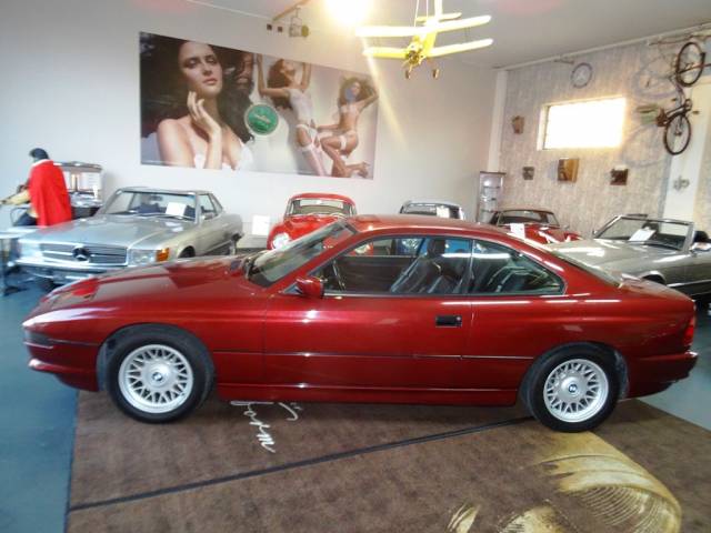 BMW 850i