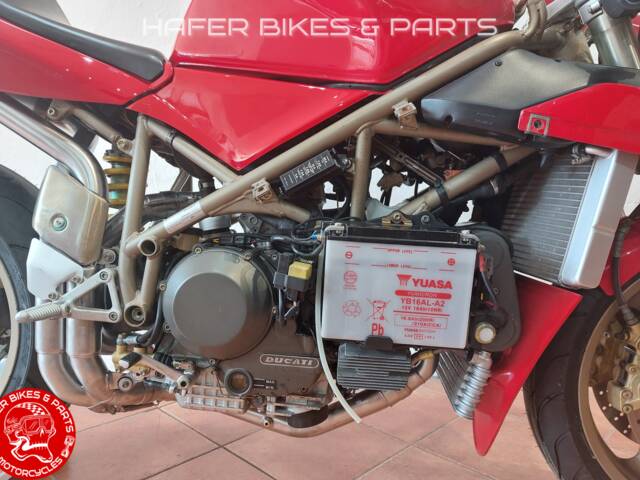 Ducati 916