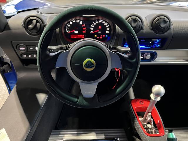 Lotus Elise Sport 220