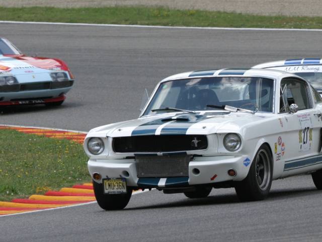 Ford Shelby GT 350