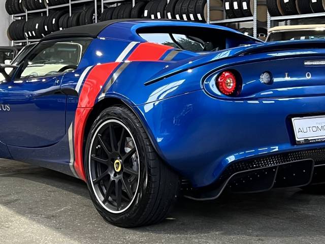 Lotus Elise Sport 220