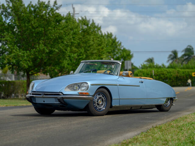 Afbeelding 1/45 van Citroën DS 21 Chapron "Le Caddy" (1968)