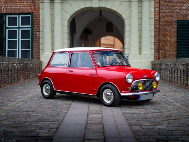 Image 1/35 of Austin Mini Cooper 998 MK1 (1967)