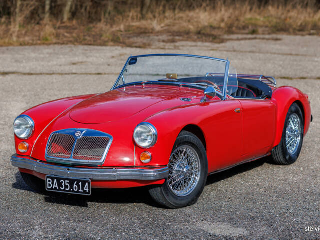 Imagen 1/43 de MG MGA 1600 (1960)