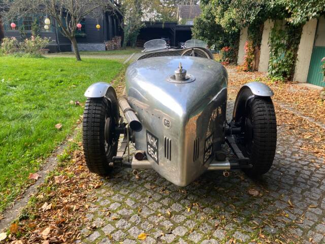 Austin 12