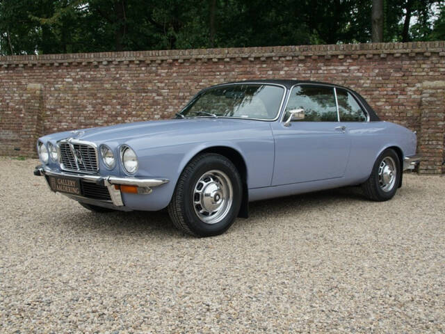 Bild 1/50 von Jaguar XJ 6 C 4.2 (1975)