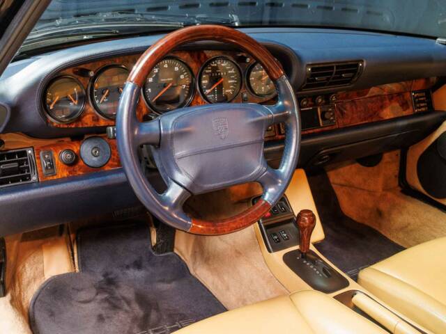 Porsche 911 Carrera