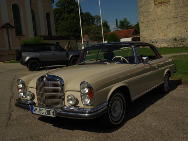 Image 1/73 of Mercedes-Benz 280 SE (1969)
