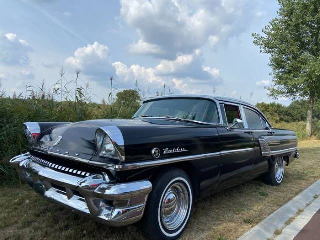 Immagine 1/9 di Mercury Montclair (1955)