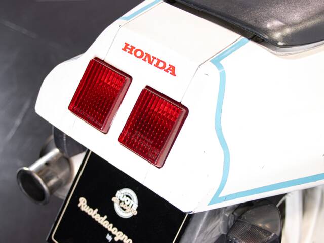 Honda VFR 400 R