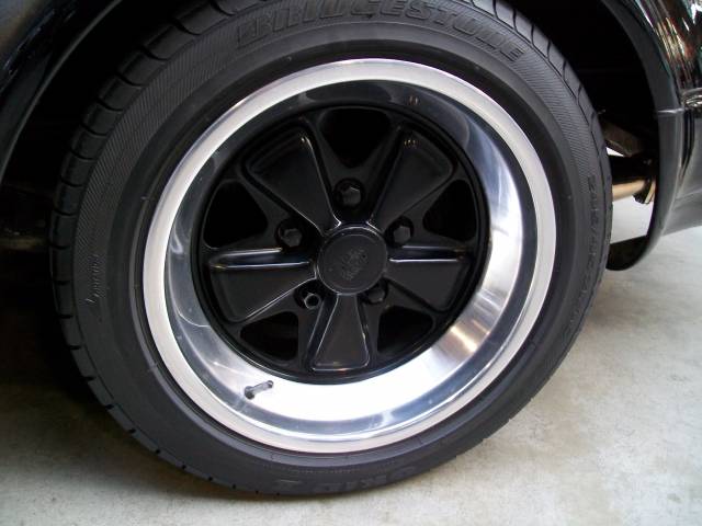 Porsche 911 Carrera 3.2 (WTL)
