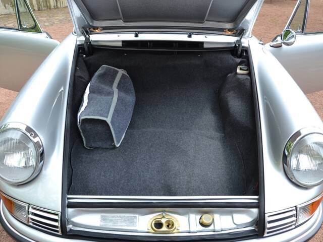 Porsche 911 2.2 S