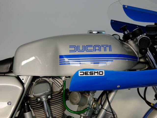 Ducati 900 SS