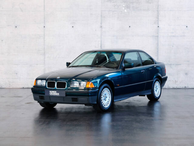 Image 1/23 of BMW 316i (1995)