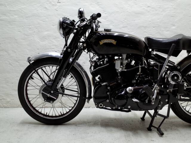 Vincent Black Shadow C