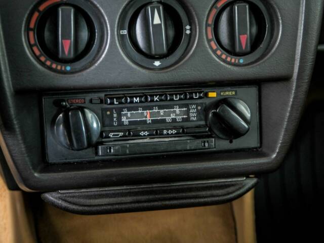 Mercedes-Benz 190 D