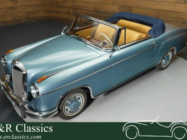 Immagine 1/19 di Mercedes-Benz 220 S Cabriolet (1956)