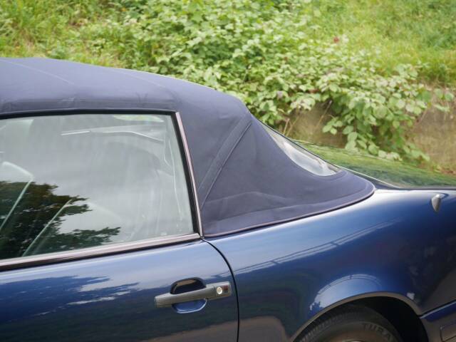 Mercedes-Benz SL 320