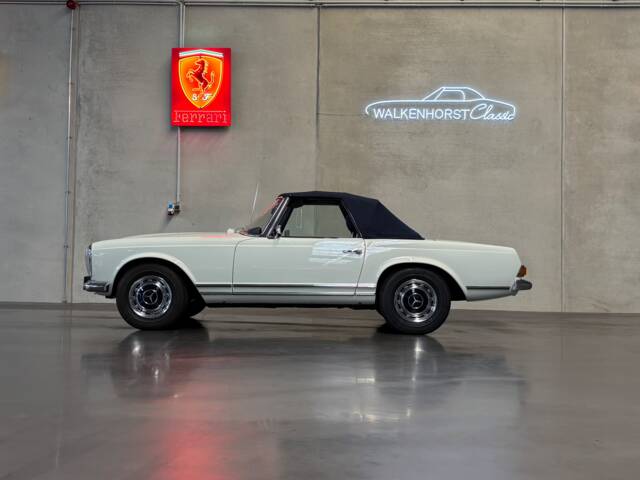 Mercedes-Benz 280 SL
