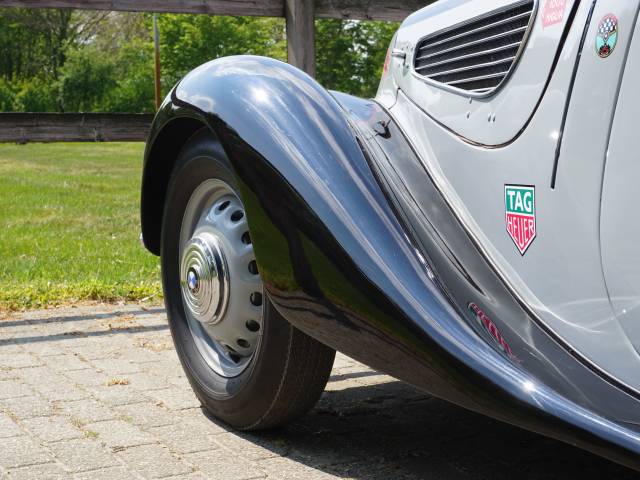 BMW 327