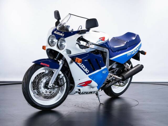 Suzuki GSX-R 750