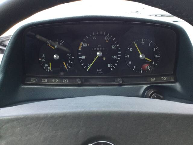 Mercedes-Benz 240 TD