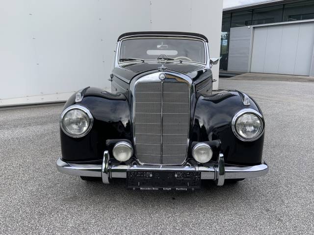Mercedes-Benz 220 Cabriolet A