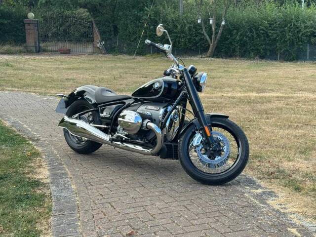BMW R 18