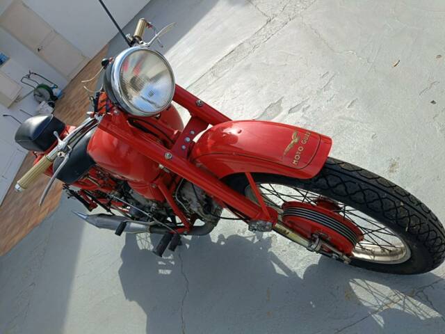 Moto Guzzi Falcone Turismo