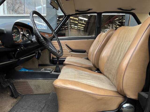 Audi 100 LS