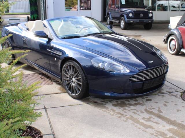 Image 1/11 de Aston Martin V8 Volante (1999)